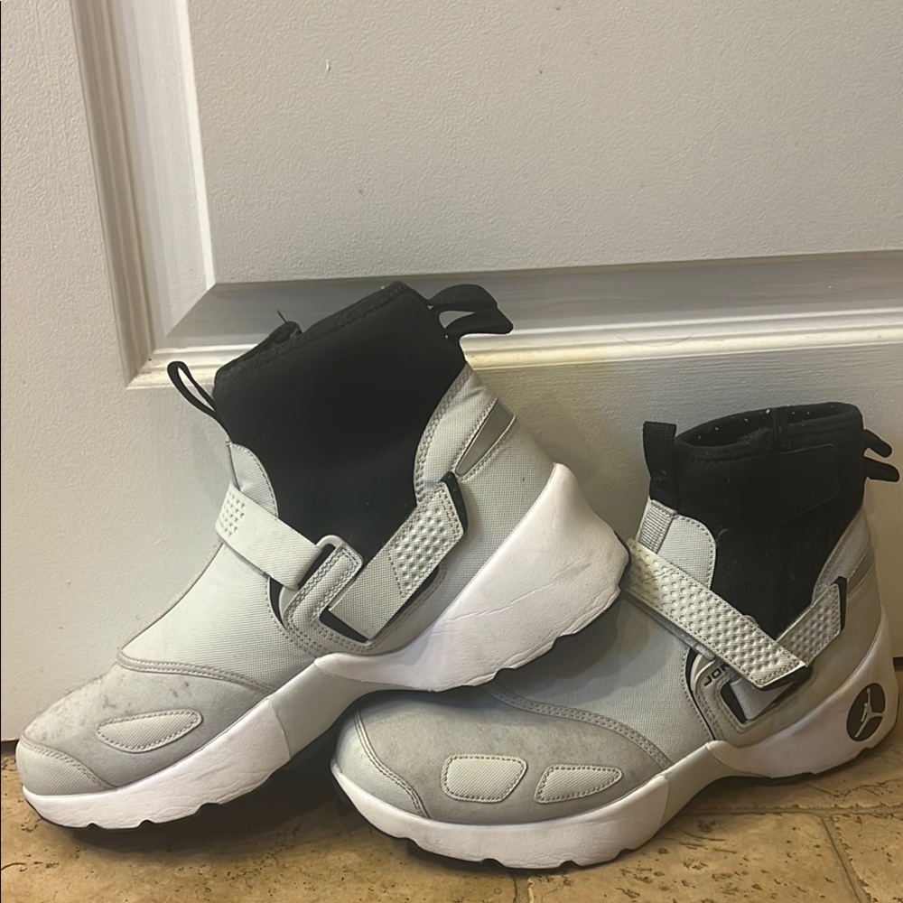 Jordan Black and Gray Modern Sneakers with Supportive Midsole